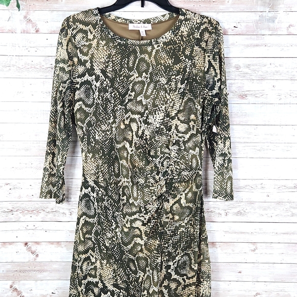 Harlow and Rose Dresses & Skirts - Harlow & Rose, khaki grn and creme, reptile pattern dress, Size M.